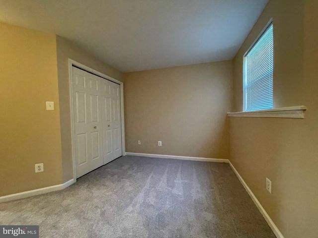 6368 MICHAEL ROBERT DR, Springfield, VA 22150