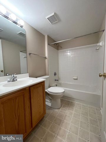 6368 MICHAEL ROBERT DR, Springfield, VA 22150