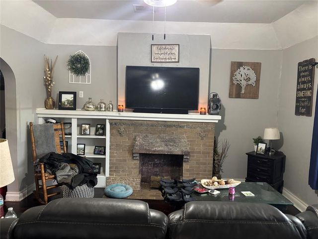 2536 NW 11th Street, Oklahoma City, OK 73107