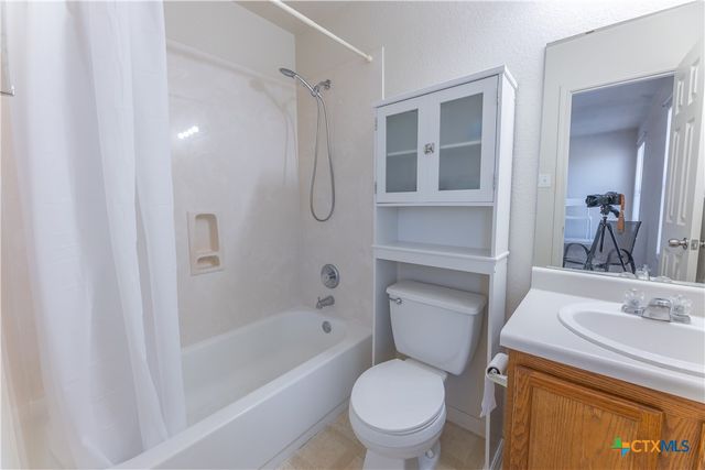 3204 Crescent Drive, Killeen, TX 76543