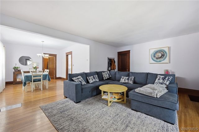 301 Colvin Avenue, Buffalo, NY 14216