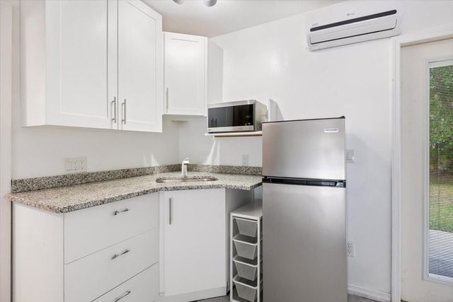 4180 60th Court, Vero Beach, FL 32967