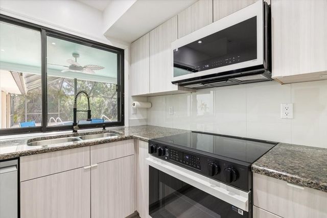 4180 60th Court, Vero Beach, FL 32967