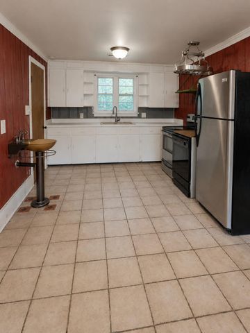 5130 Bradley Street NW, Cleveland, TN 37312