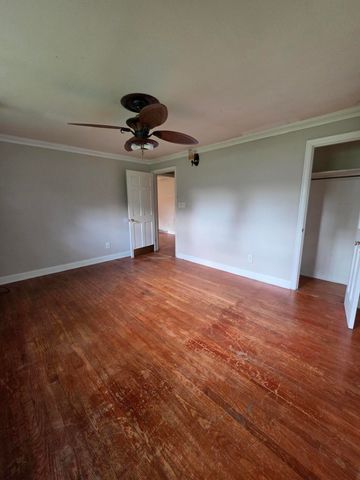 5130 Bradley Street NW, Cleveland, TN 37312
