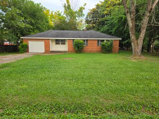 5130 Bradley Street NW, Cleveland, TN 37312