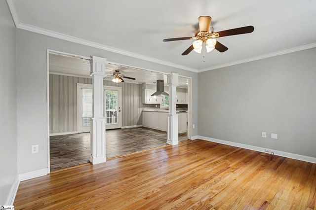 798 Coneross Creek Road, Seneca, SC 29678