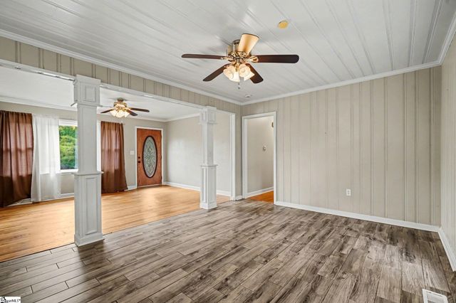 798 Coneross Creek Road, Seneca, SC 29678