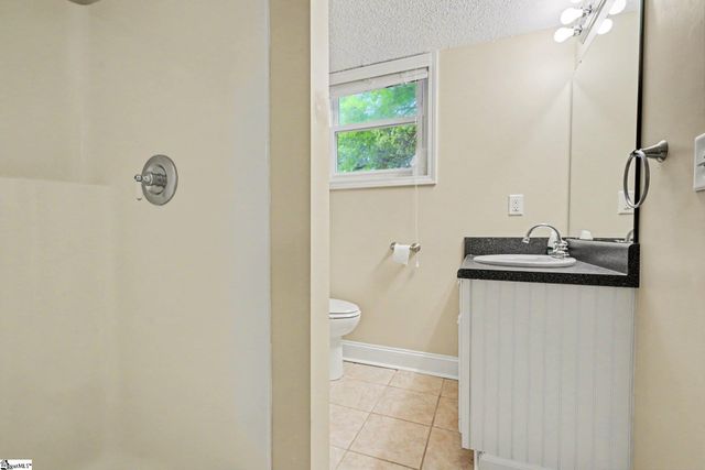 798 Coneross Creek Road, Seneca, SC 29678