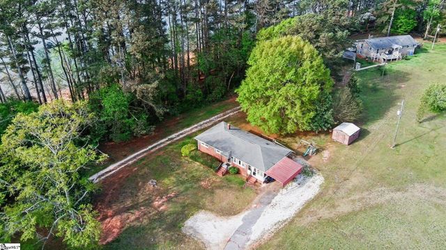 798 Coneross Creek Road, Seneca, SC 29678