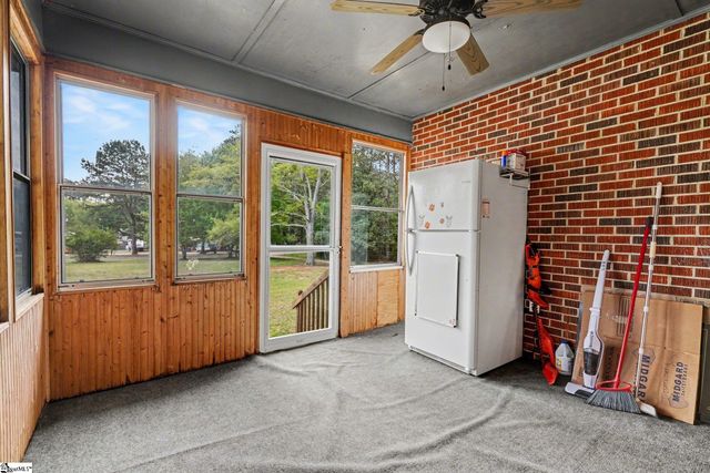 798 Coneross Creek Road, Seneca, SC 29678