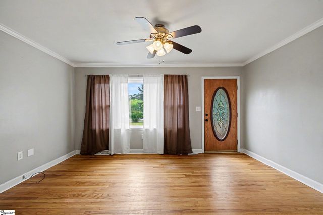 798 Coneross Creek Road, Seneca, SC 29678