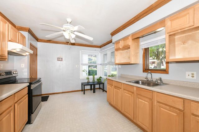 3120 S 24th STREET, Milwaukee, WI 53215