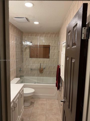 2926 NW 191st Lane, Miami Gardens, FL 33056