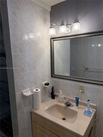 2926 NW 191st Lane, Miami Gardens, FL 33056