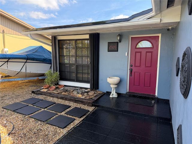 2926 NW 191st Lane, Miami Gardens, FL 33056