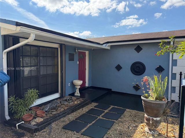 2926 NW 191st Lane, Miami Gardens, FL 33056