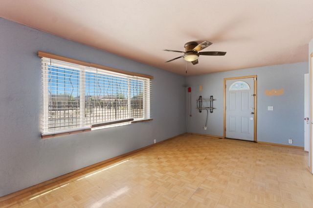 721 Isleta Boulevard SW, Albuquerque, NM 87105