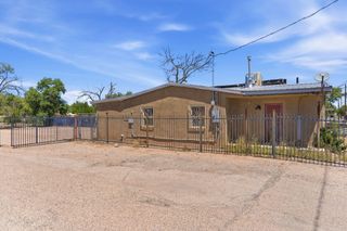 721 Isleta Boulevard SW, Albuquerque, NM 87105