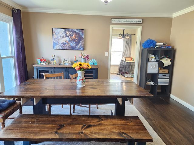 319 E Hubbard Street, Lindale, TX 75771