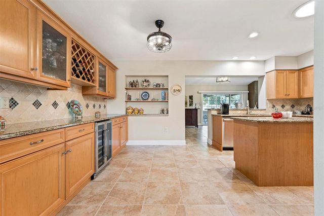 104 ALBA STREET W, Venice, FL 34285