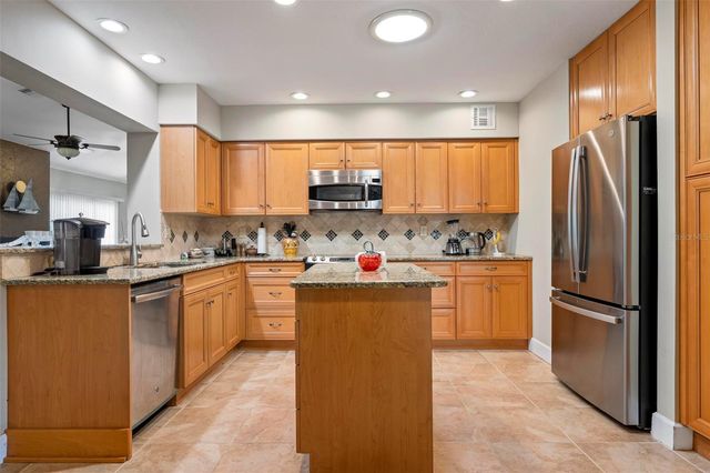 104 ALBA STREET W, Venice, FL 34285