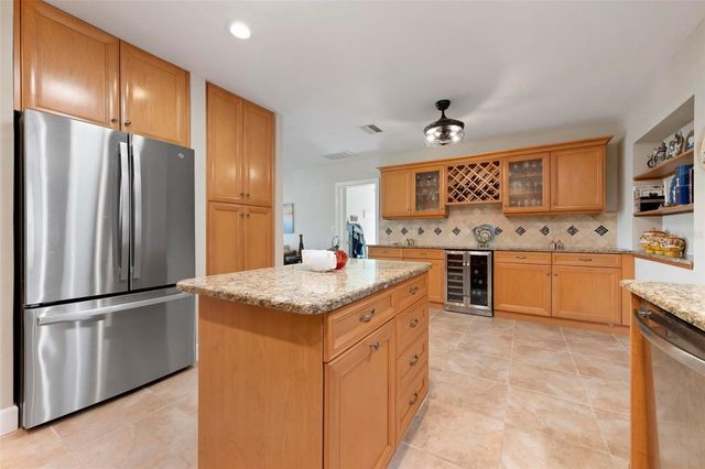 104 ALBA STREET W, Venice, FL 34285