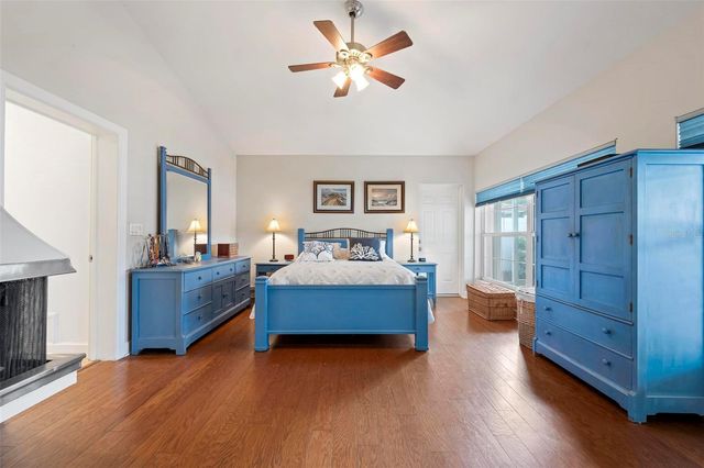 104 ALBA STREET W, Venice, FL 34285