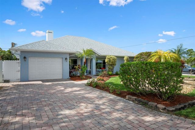 104 ALBA STREET W, Venice, FL 34285