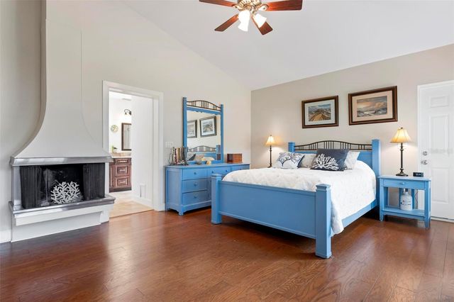 104 ALBA STREET W, Venice, FL 34285