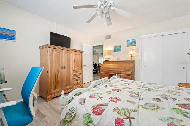 104 ALBA STREET W, Venice, FL 34285