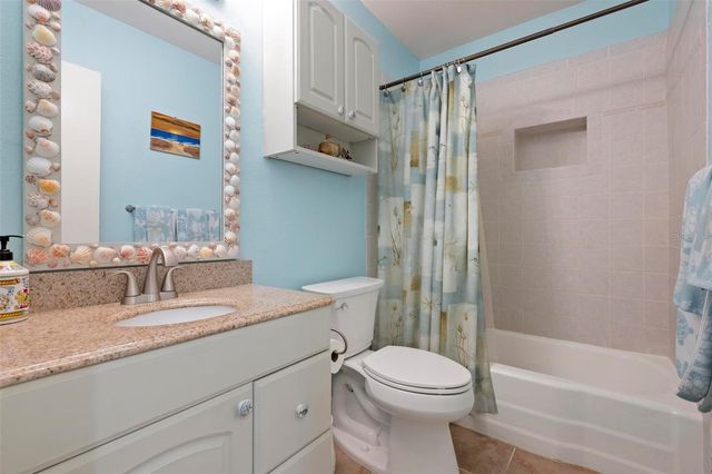 104 ALBA STREET W, Venice, FL 34285