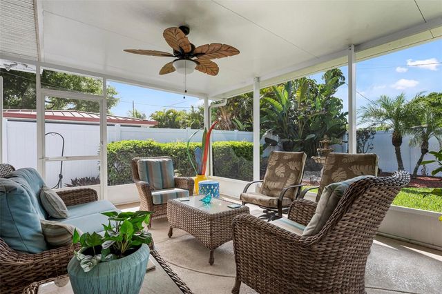 104 ALBA STREET W, Venice, FL 34285