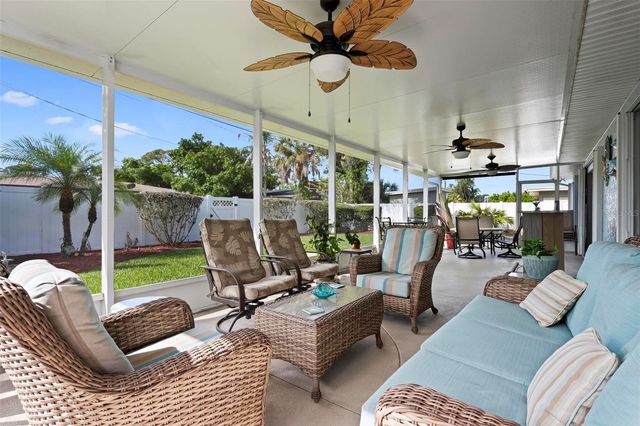 104 ALBA STREET W, Venice, FL 34285