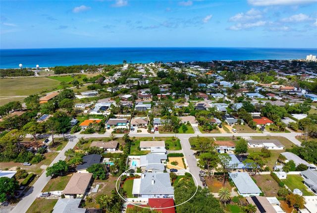 104 ALBA STREET W, Venice, FL 34285