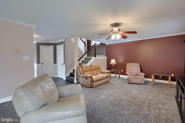 401 HARMONY LN, Douglassville, PA 19518