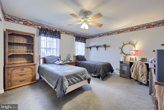 401 HARMONY LN, Douglassville, PA 19518