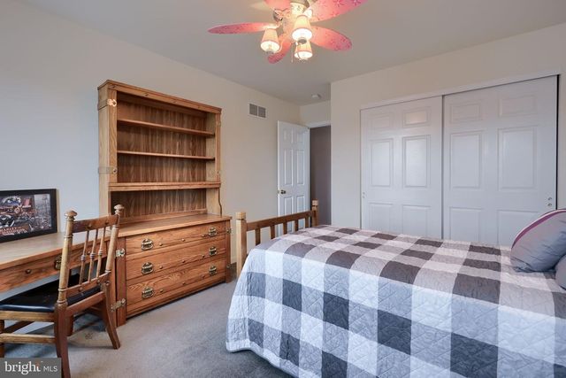 401 HARMONY LN, Douglassville, PA 19518