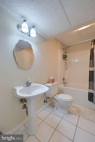 401 HARMONY LN, Douglassville, PA 19518