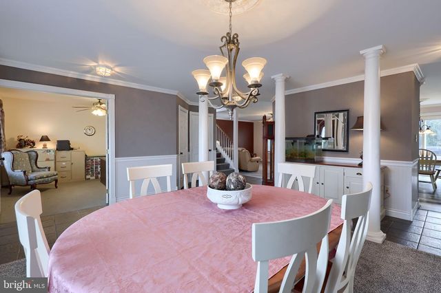 401 HARMONY LN, Douglassville, PA 19518