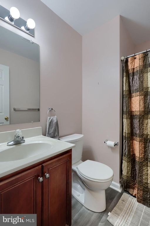 Image 18 of property listing at 401 HARMONY LN, Douglassville, PA 19518