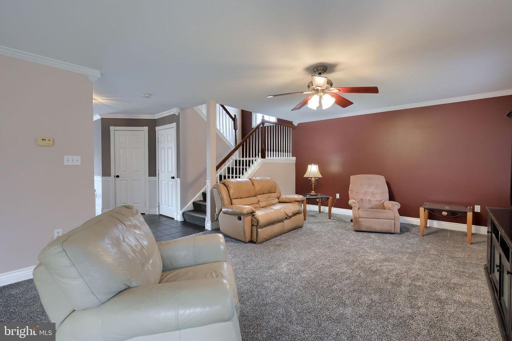 Image 20 of property listing at 401 HARMONY LN, Douglassville, PA 19518