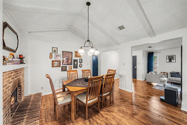 303 Shelmar Drive, Euless, TX 76039