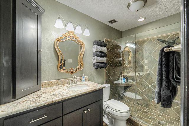 303 Shelmar Drive, Euless, TX 76039