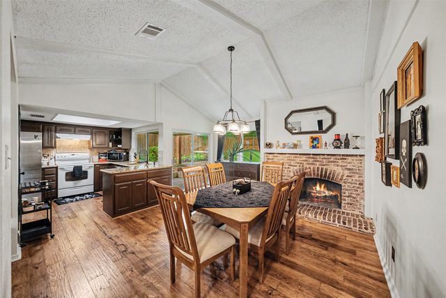 303 Shelmar Drive, Euless, TX 76039