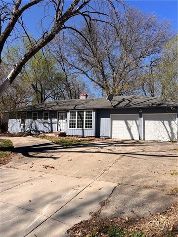 13624 Parker Avenue, Grandview, MO 64030