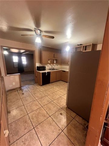 13624 Parker Avenue, Grandview, MO 64030