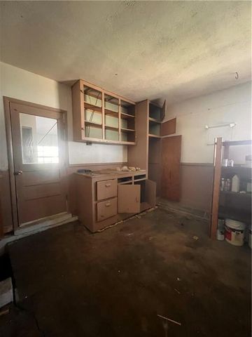 13624 Parker Avenue, Grandview, MO 64030