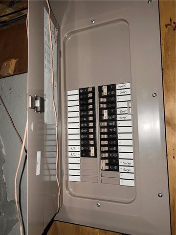 13624 Parker Avenue, Grandview, MO 64030