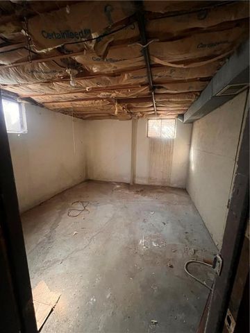 13624 Parker Avenue, Grandview, MO 64030